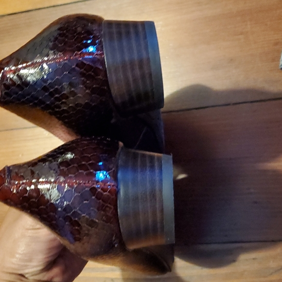 Aerosoles Subway leather reptile print slip on. Sz 9M - Picture 4 of 8